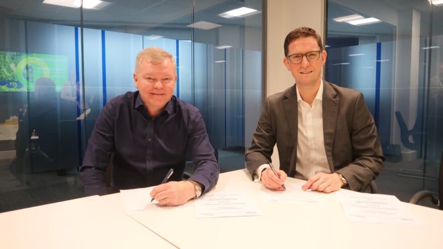 Dalkia UK FM for EDF NO Noel Clancy Mark Hartley signing contract